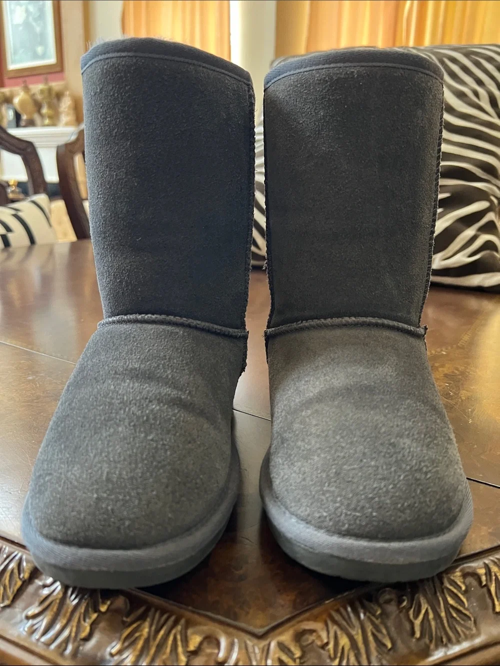 Minnetonka short boots